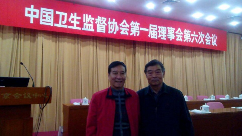 右一:趙同剛<div id=